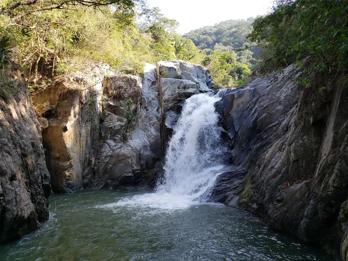 Puerto Vallarta Quimixto beach & waterfall